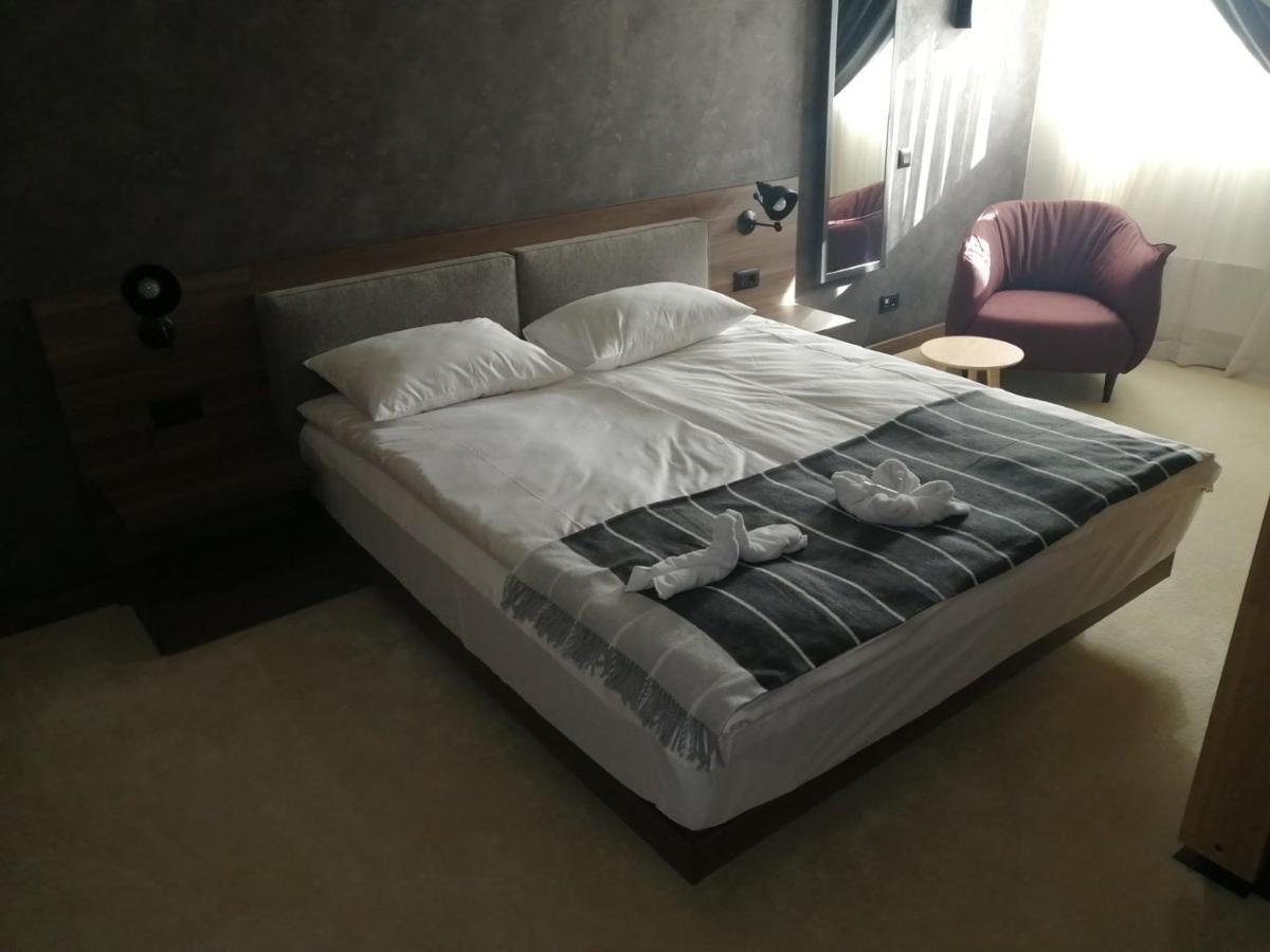 Woodside Apartments קופאוניק מראה חיצוני תמונה